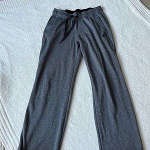 Women’s medium dark dray adidas sweat pants